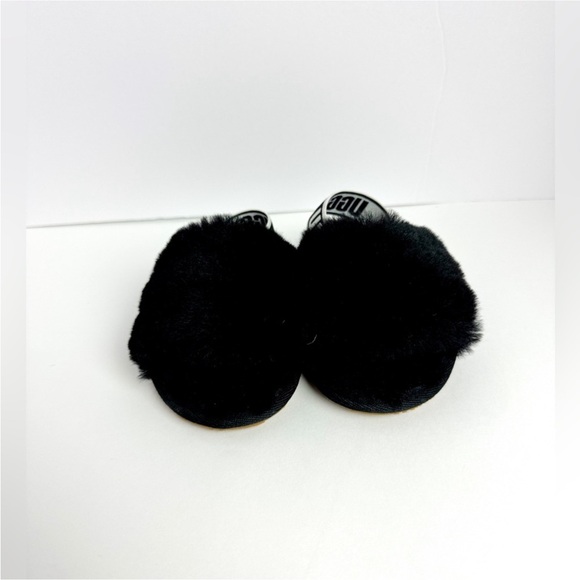 Toddler Ugg Slippers - Picture 6 of 8